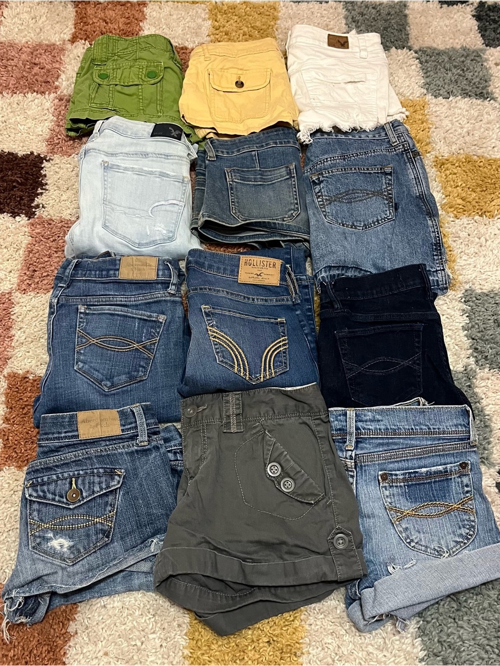 All junior sizes Hollister, American Eagle, Abercrombie, Aeropostale Bundle